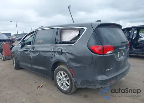 2022 Chrysler Voyager Lx из США, поврежденный, VIN 2C4RC1CGXNR105266